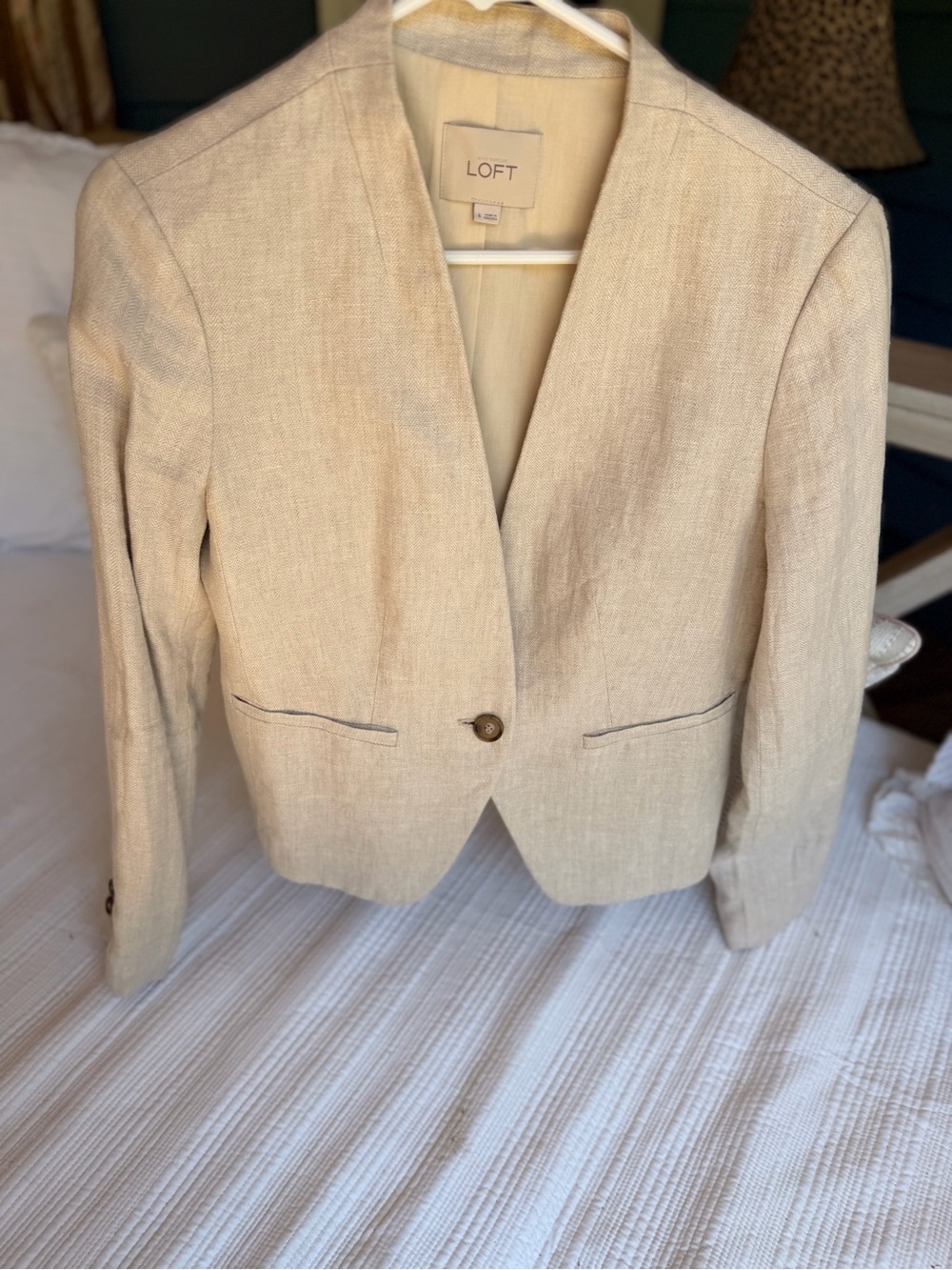 LOFT Beige Linen-Blend Cropped Jacket